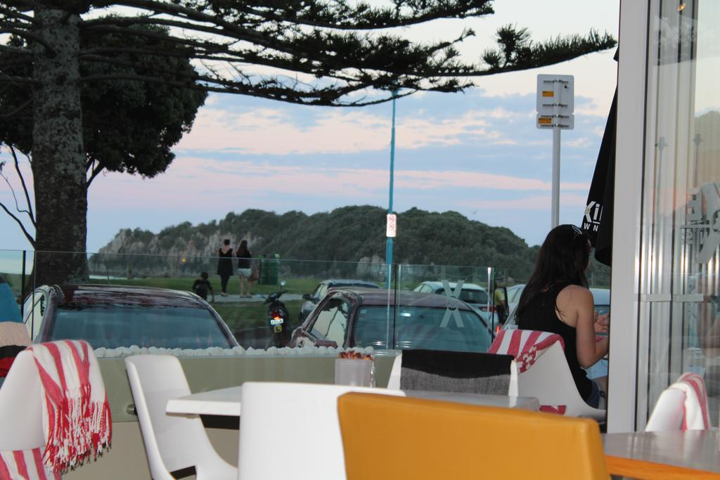 Pavilion Beachfront Apartments Mount Maunganui Esterno foto