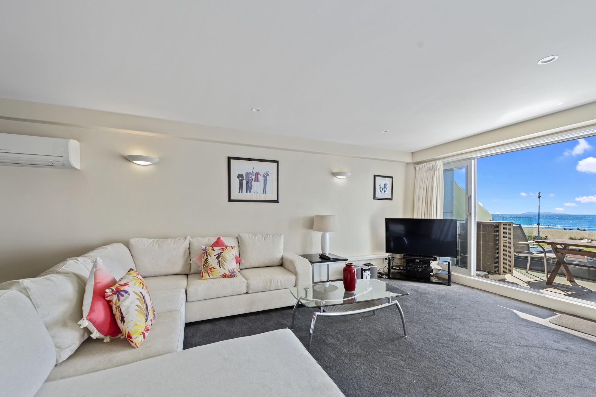 Pavilion Beachfront Apartments Mount Maunganui Esterno foto