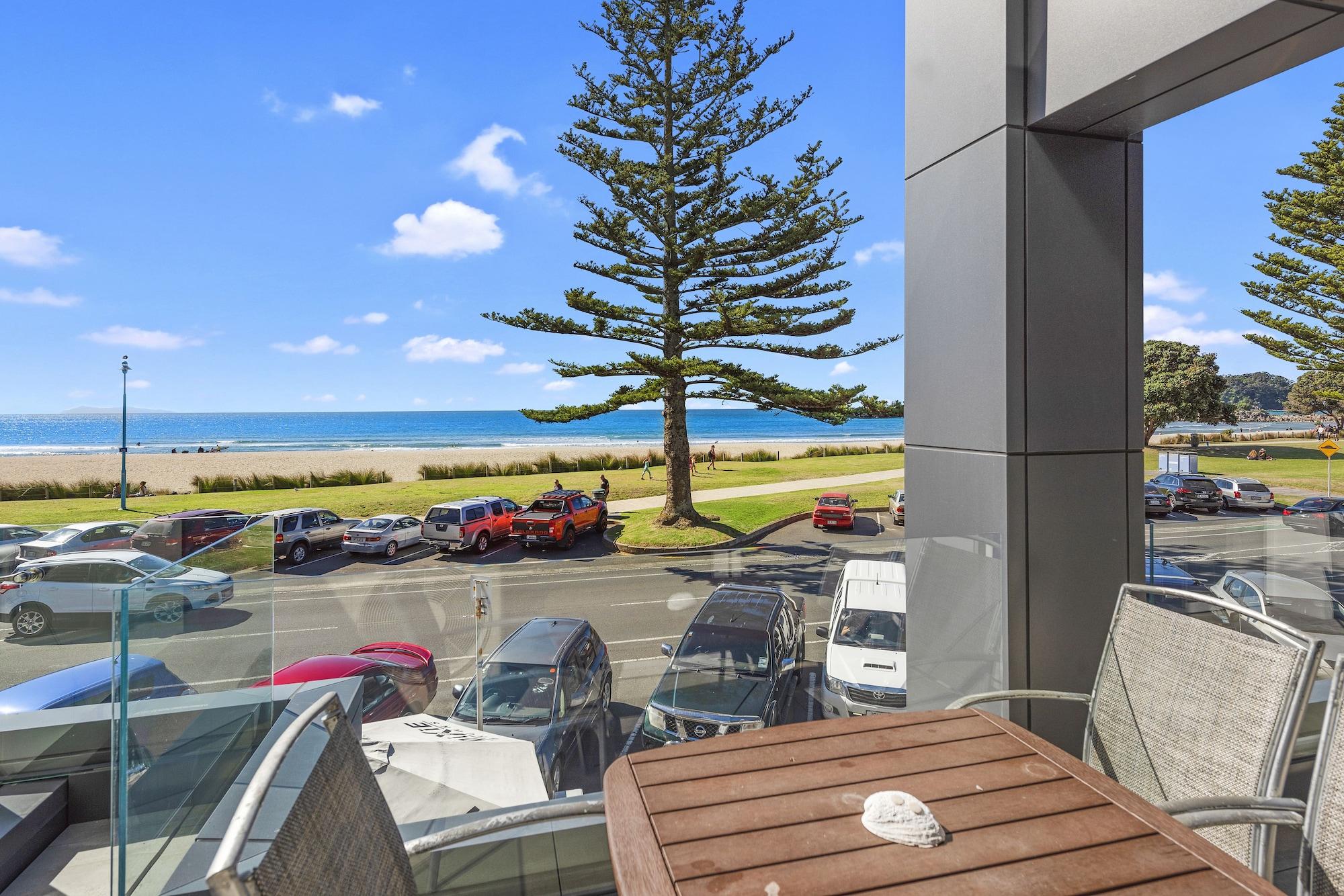 Pavilion Beachfront Apartments Mount Maunganui Esterno foto