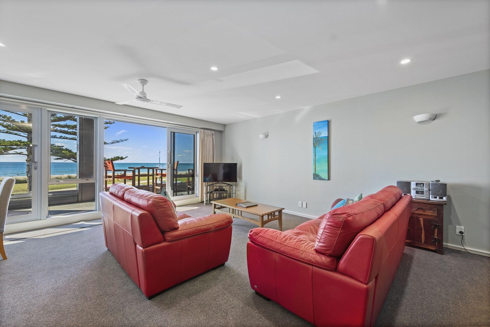 Pavilion Beachfront Apartments Mount Maunganui Esterno foto
